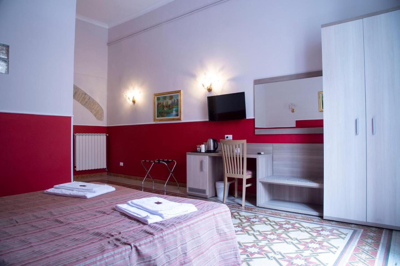 Hotel Domus Napoleone à Rome Extérieur photo