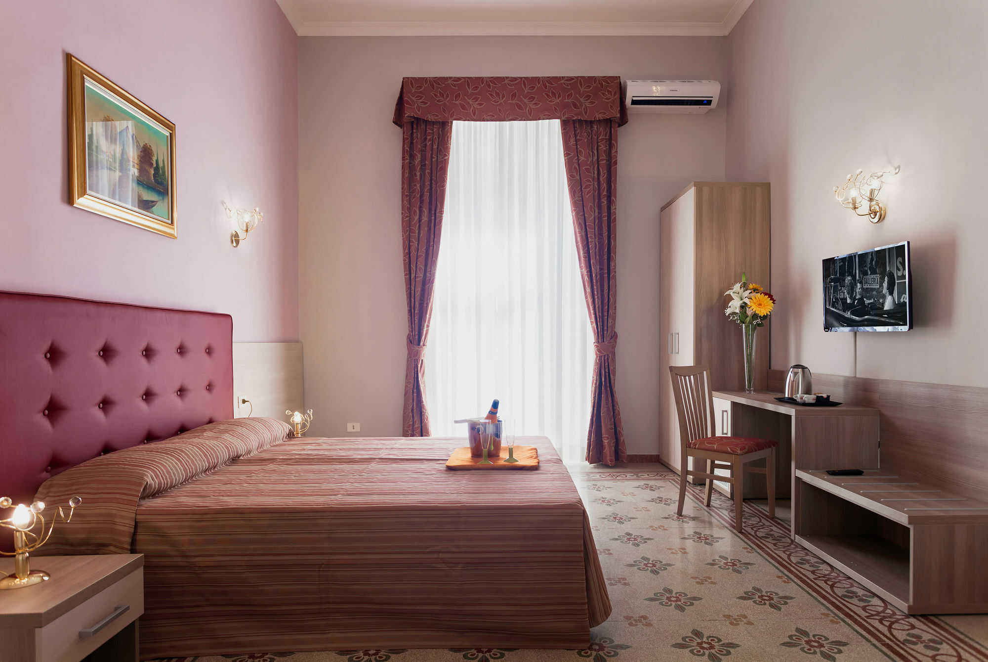 Hotel Domus Napoleone à Rome Extérieur photo